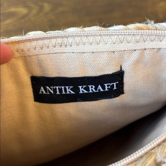 Antik Kraft Multicolor Woven Clutch - Picture 5 of 6